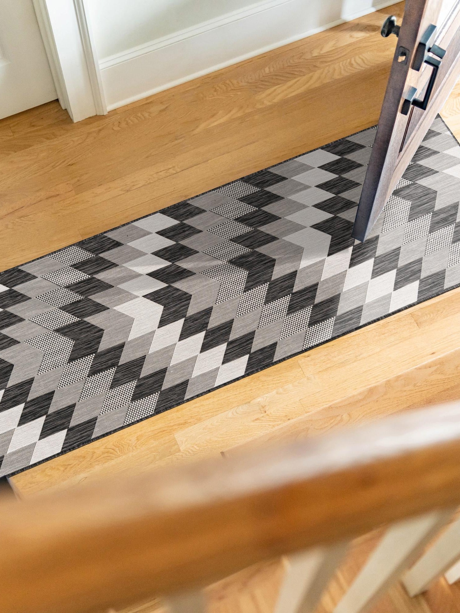 Black and White 2' x 4' 1 Outdoor Modern Runner Area Rug Weather Resistant for Patio, Deck, Terrace, Balcony, Porch 100% Polypropylene Modern Outside Carpet for Sale at Rug Engine