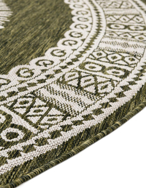 Green 7' 10 x 7' 10 Outdoor Traditional Round Area Rug Weather Resistant for Patio, Deck, Terrace, Balcony, Porch Classical Design Outside Carpet for Sale at Rug Engine