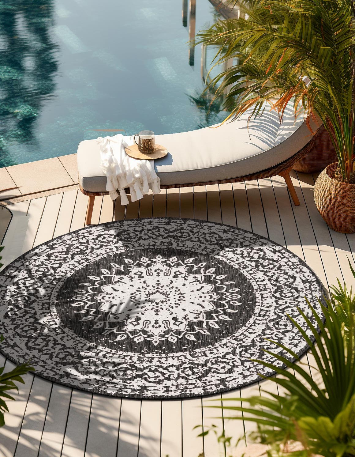 Black and White 3' 1 x 3' 1 Outdoor Traditional Round Area Rug Weather Resistant for Patio, Deck, Terrace, Balcony, Porch Classical Design Outside Carpet for Sale at Rug Engine