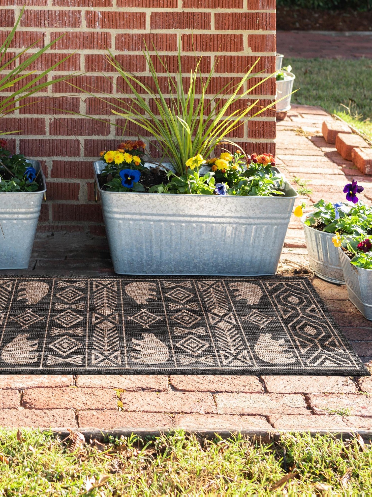 Black 2' x 4' 1 Outdoor Southwestern Runner Area Rug Weather Resistant for Patio, Deck, Terrace, Balcony, Porch 100% Polypropylene Rustic Waterproof Carpet for Sale at Rug Engine