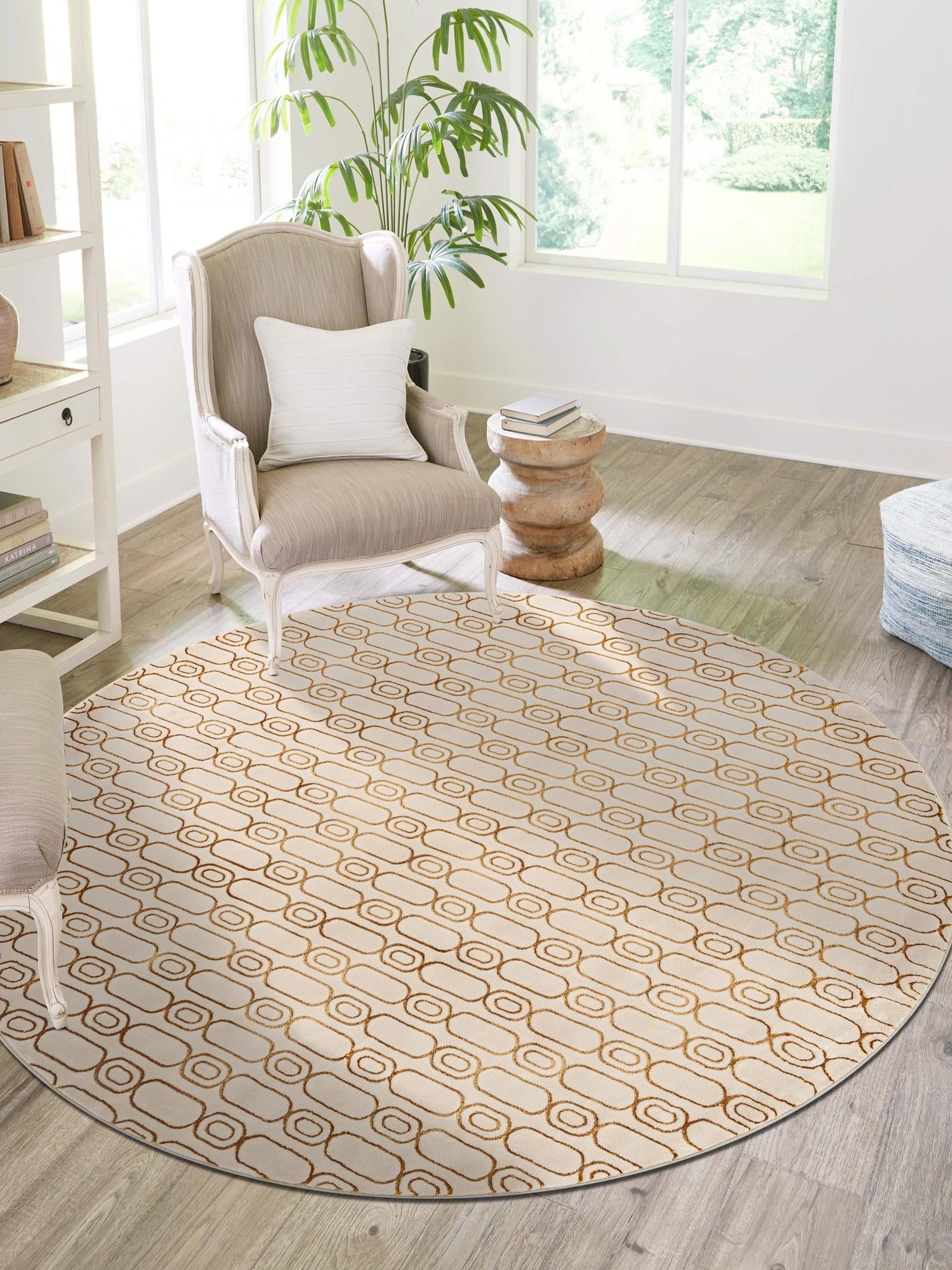 White and Gold 7' 10 x 7' 10 Vogue Geo Round Area Rug Geometric Glam Style Shiny Accents Carpet Mat for Unique Interior Design & Home Decor for Sale at Rug Engine
