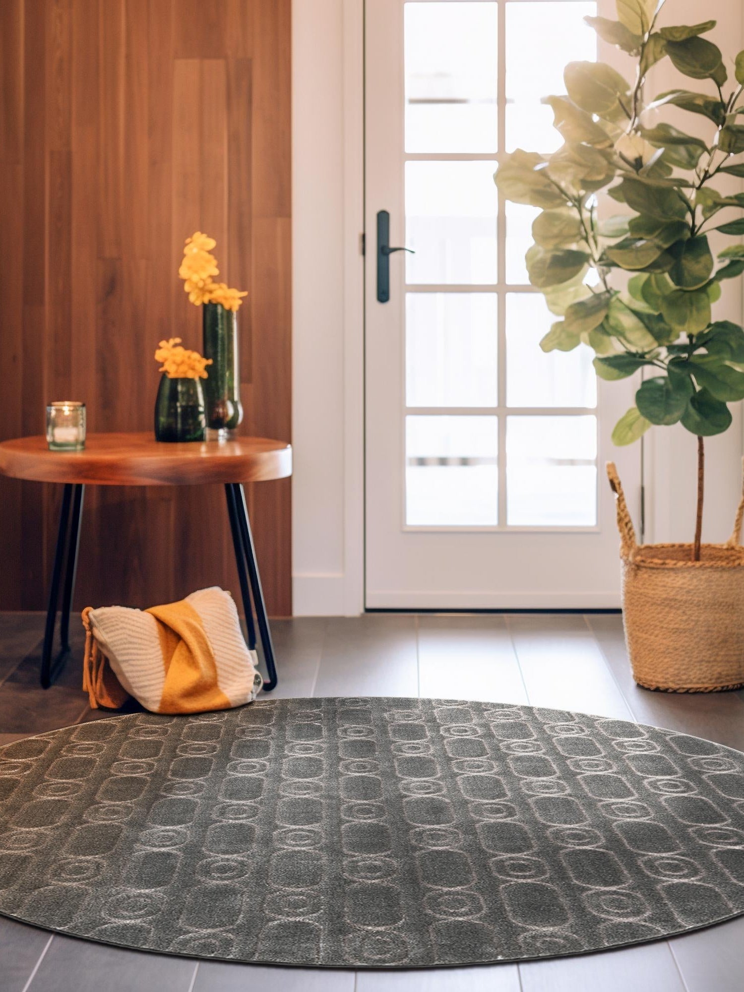 Gray and Silver 6' 1 x 6' 1 Vogue Geo Round Area Rug Geometric Glam Style Shiny Accents Carpet Mat for Unique Interior Design & Home Decor for Sale at Rug Engine