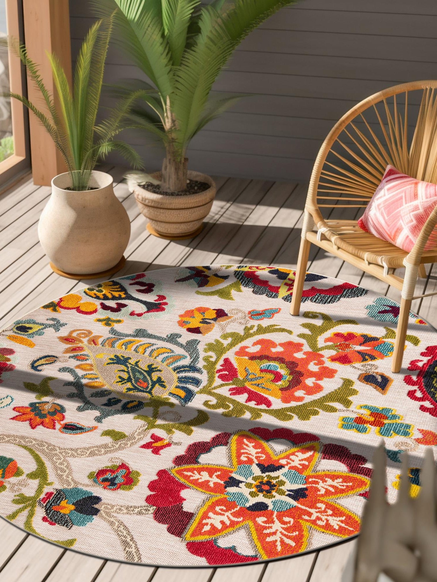 Multicolor Beige 7' 10 x 7' 10 Outdoor Casablanca Round Area Rug Weather Resistant for Patio, Deck, Terrace, Balcony, Porch Polypropylene Vivid Colorful Modern Carpet for Sale at Rug Engine
