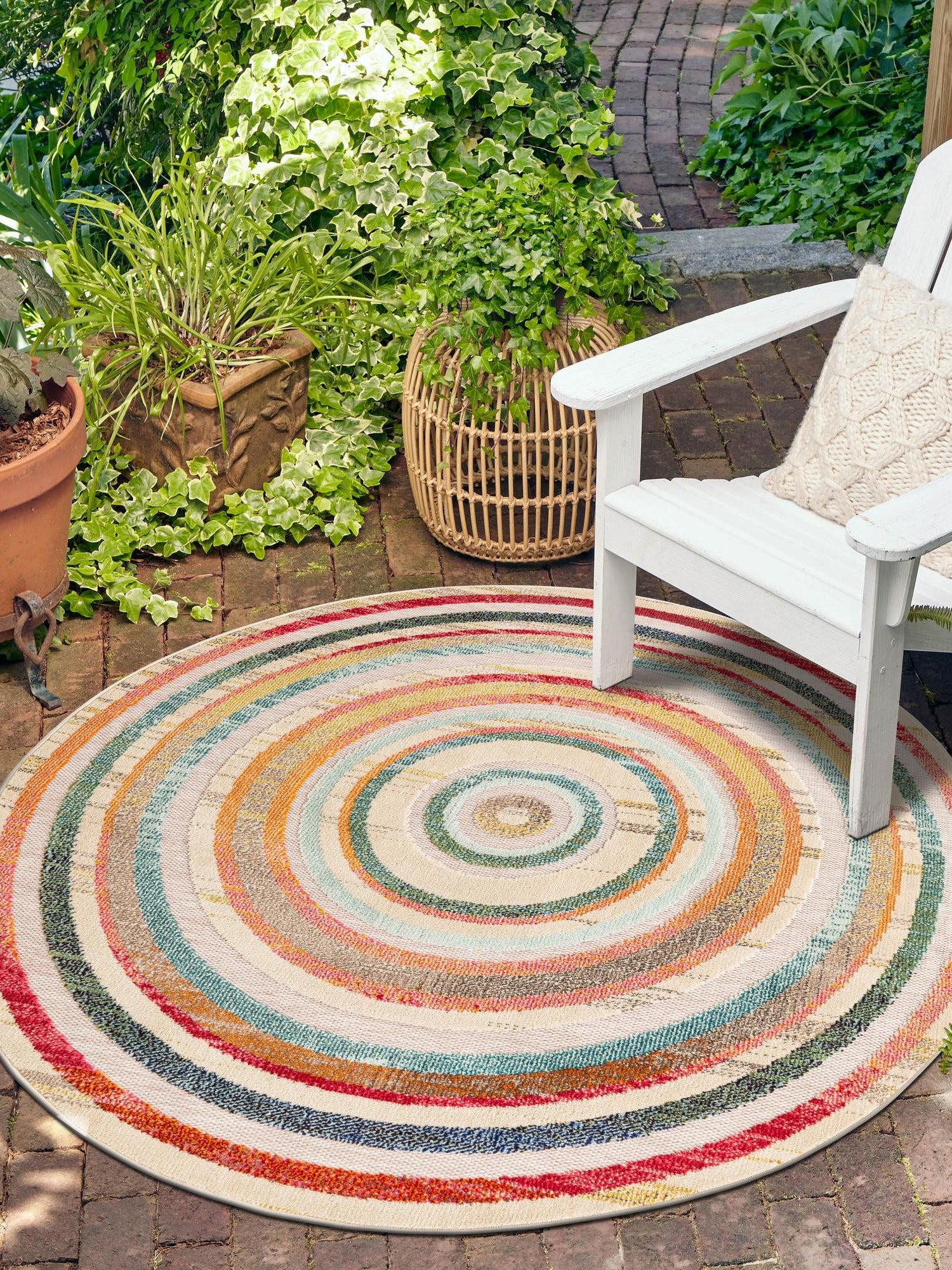 Multicolor Beige 3' 1 x 3' 1 Outdoor Casablanca Round Area Rug Weather Resistant for Patio, Deck, Terrace, Balcony, Porch Polypropylene Vivid Colorful Modern Carpet for Sale at Rug Engine