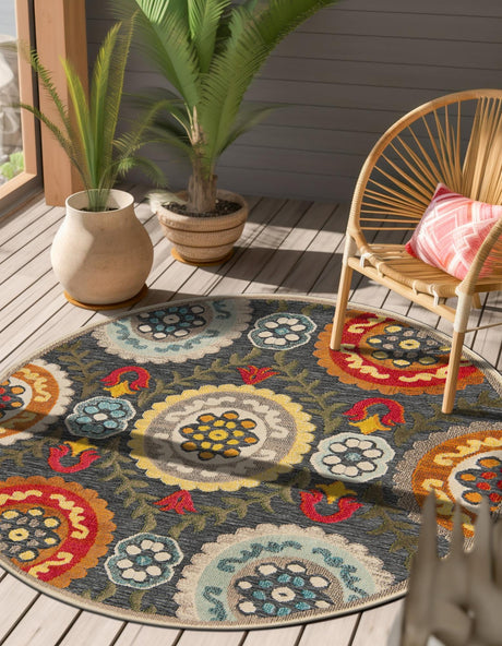 Gray 6' 1 x 6' 1 Outdoor Casablanca Round Area Rug Weather Resistant for Patio, Deck, Terrace, Balcony, Porch Polypropylene Vivid Colorful Modern Carpet for Sale at Rug Engine