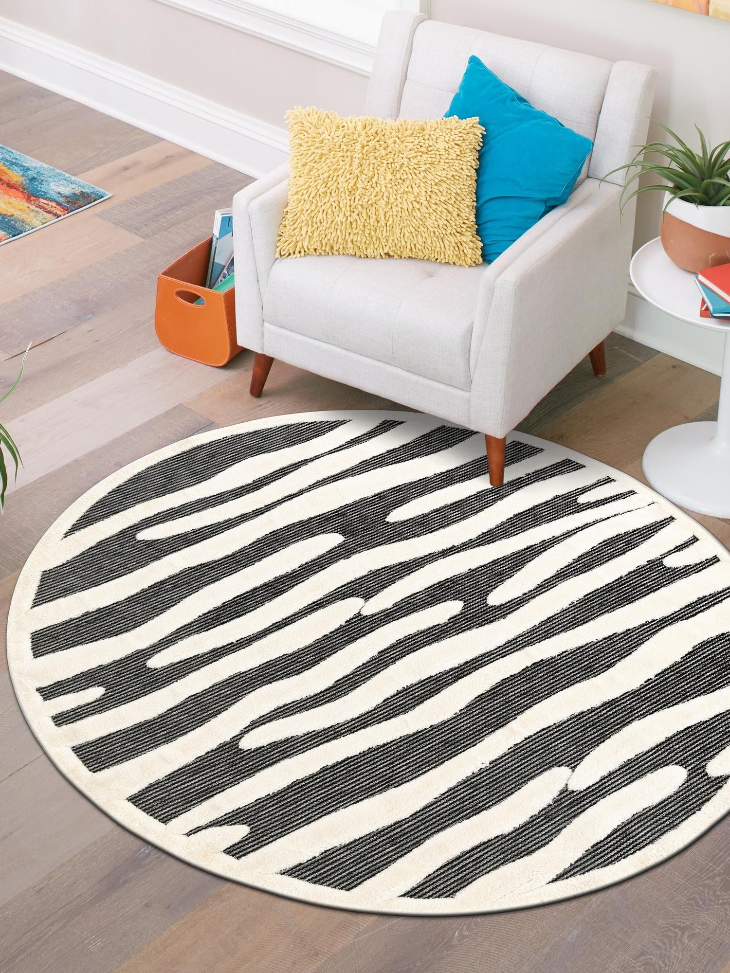 Gray 7' 10 x 7' 10 Prismatic Round Area Rug Modern Geometric Unique Design Carpet for Contemporary Interior Home Decorating for Sale at Rug Engine