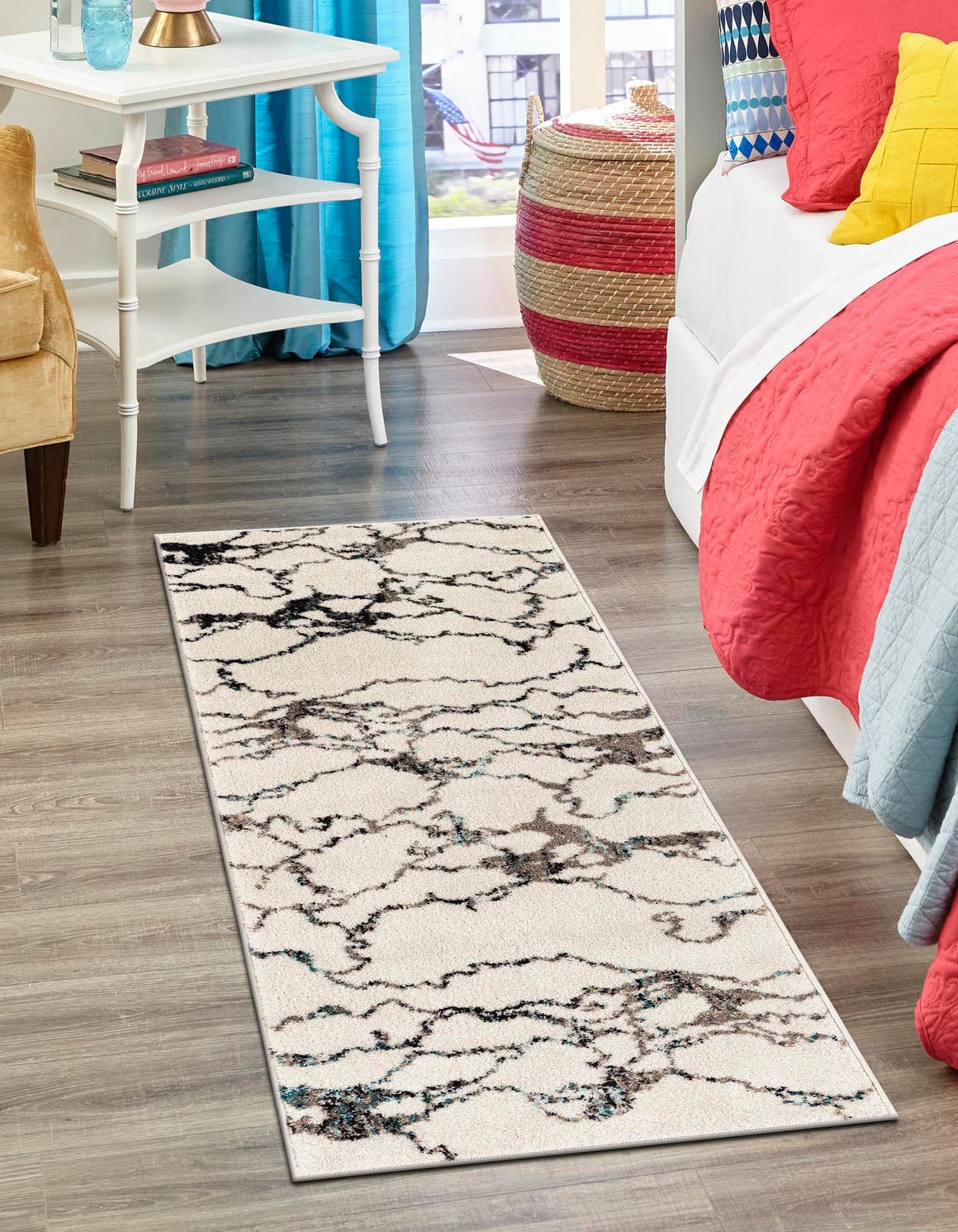 Ivory 2' x 6' 1 Penrose Runner Area Rug