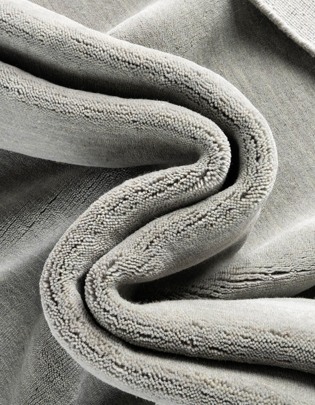 Earl Gray 4' 1 x 6' 1 Jill Zarin Border Wool Rectangle Area Rug 80% Wool & 20% Cotton Hand Made Luxury All Natural Carpet for Interior Design for Sale at Rug Engine