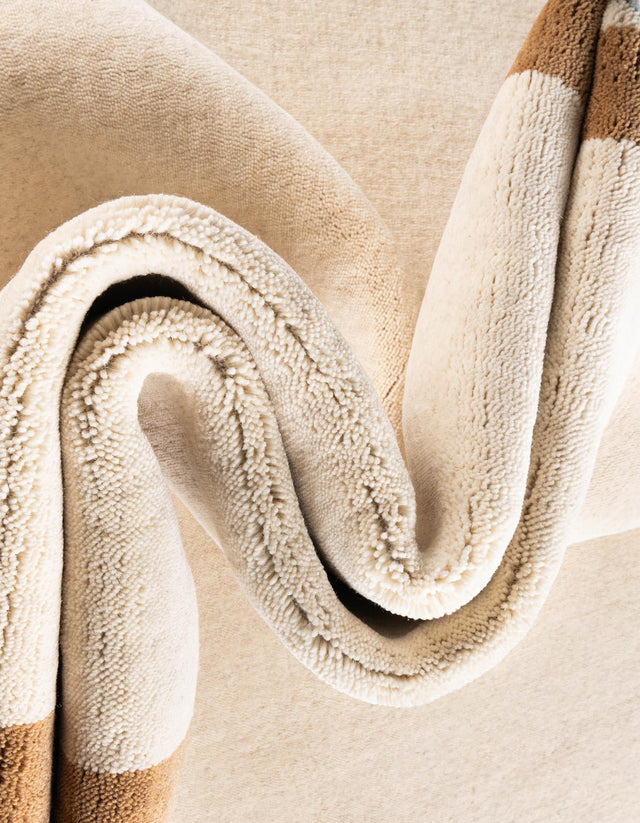 Ivory 9' x 12' Jill Zarin Border Wool Rectangle Area Rug 80% Wool & 20% Cotton Hand Made Luxury All Natural Carpet for Interior Design for Sale at Rug Engine