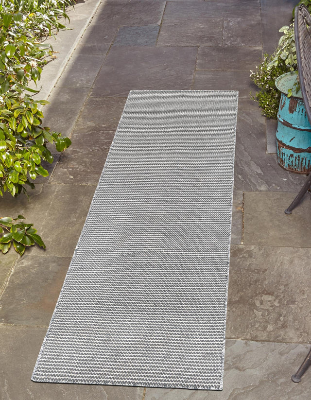 Silver Stars 2' x 4' 1 Jill Zarin Palm Spring Outdoor Runner Rug