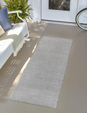 Silver Stars 2' x 4' 1 Jill Zarin Palm Spring Outdoor Runner Rug