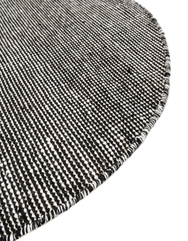 Black Sky 5' 1 x 5' 1 Jill Zarin Palm Springs Outdoor Round Area Rug Weather Resistant for Patio, Deck, Terrace, Balcony, Porch Hand Made 100% PET Polyester Outside Carpet for Sale at Rug Engine