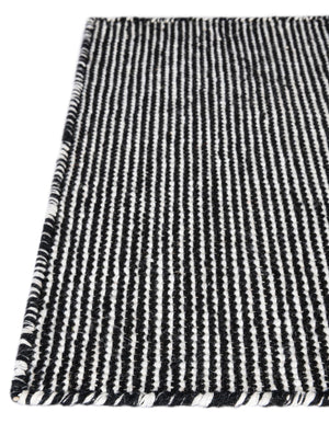 Black Sky 5' 1 x 5' 1 Jill Zarin Palm Spring Outdoor Square Rug