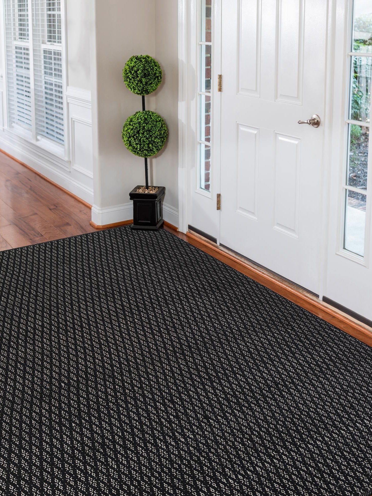 Black 7' 10 x 10' Lattice Wool Rectangle Area Rug All Natural Hand Woven Geometric Wool Carpet for Living, Dining, Office, Dorm Room Indoor Decor for Sale at Rug Engine