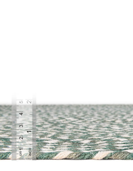 Green 5' 1 x 8' Tweed Braided Jute Rectangle Rug