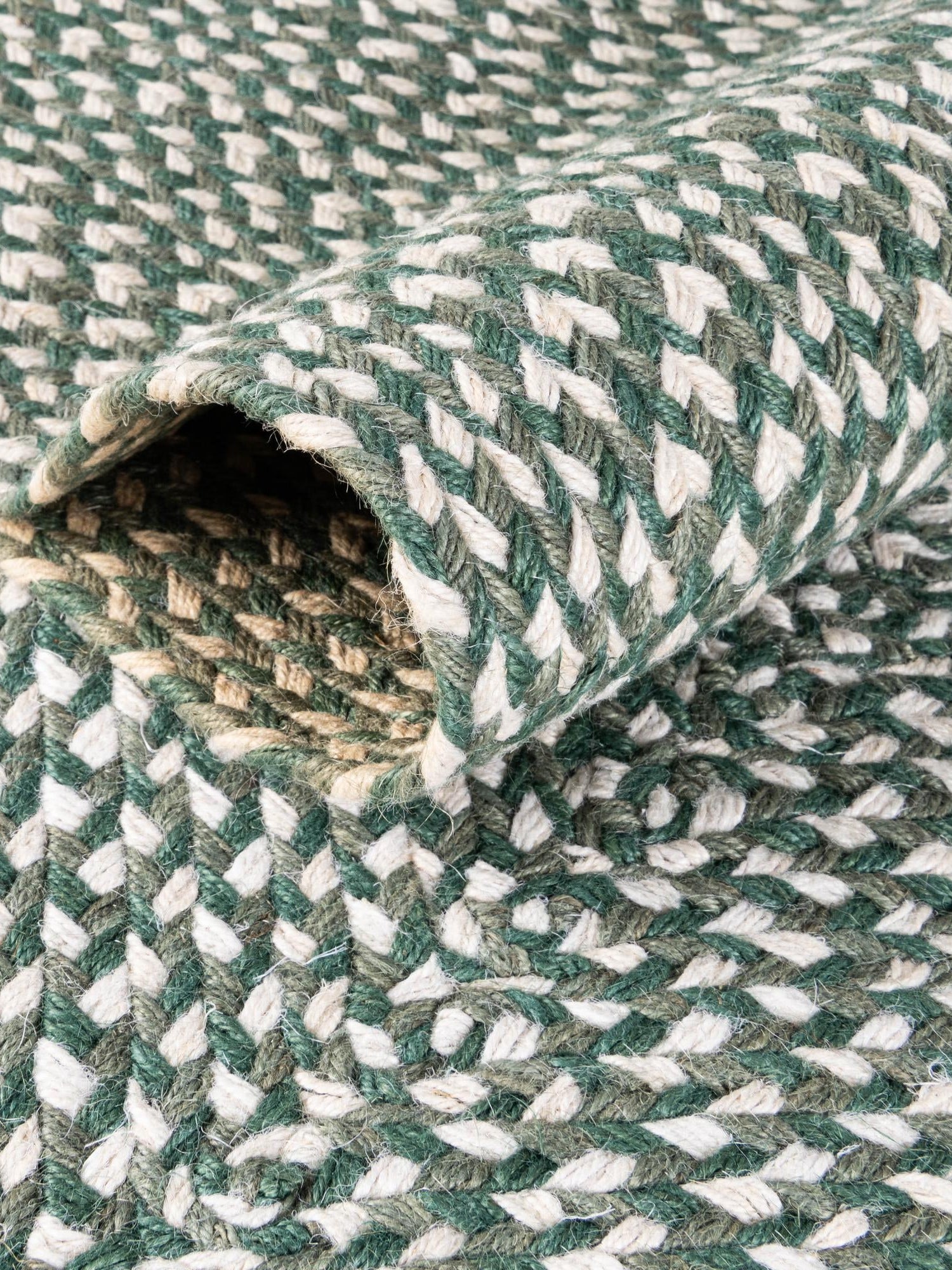 Green 2' x 3' 1 Tweed Braided Jute Rectangle Area Rug