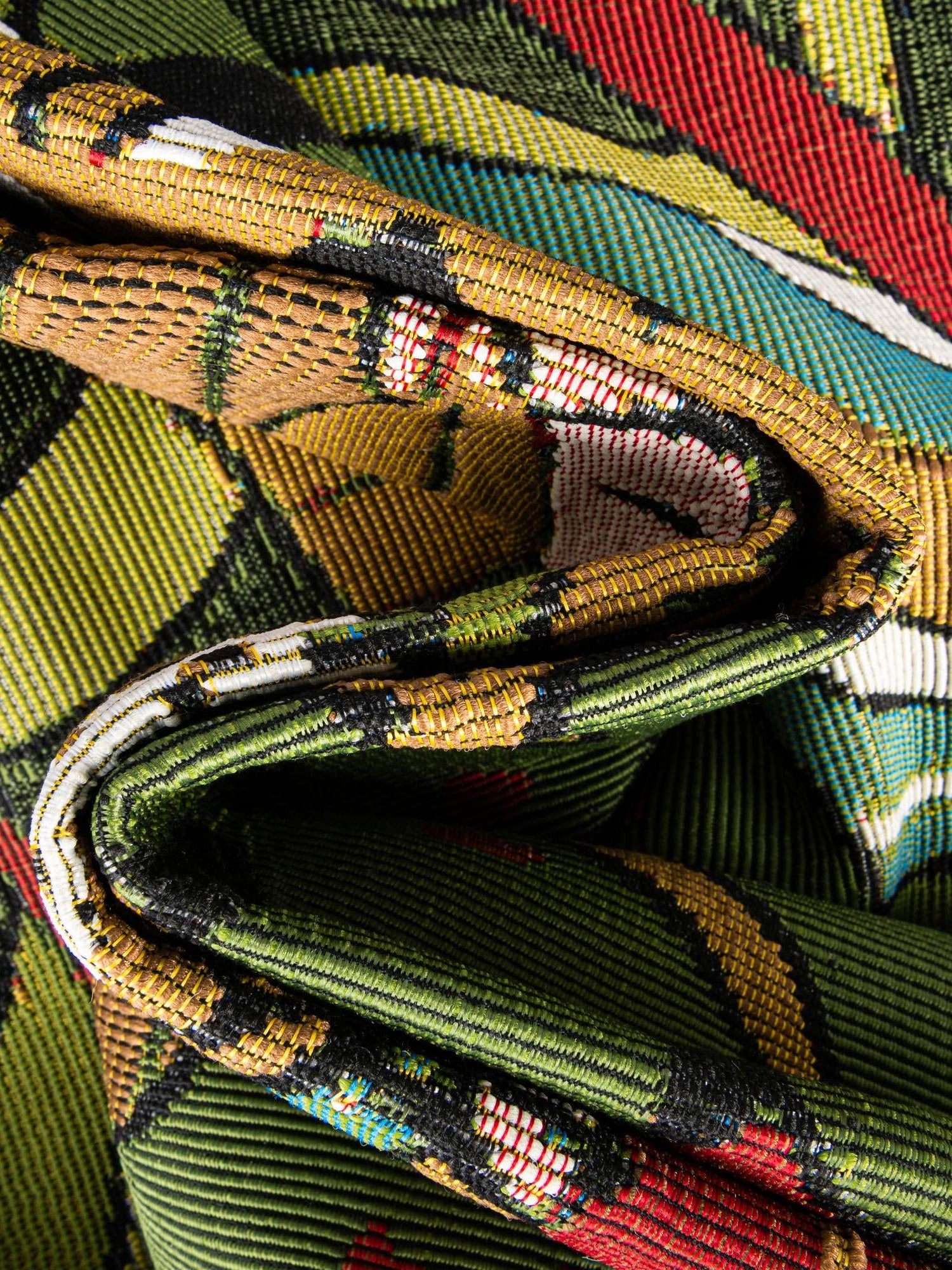 Green 7' 10 x 7' 10 Outdoor Botanical Round Area Rug Weather Resistant for Patio, Deck, Terrace, Balcony, Porch Polypropylene Garden Floral Tropical Carpet for Sale at Rug Engine