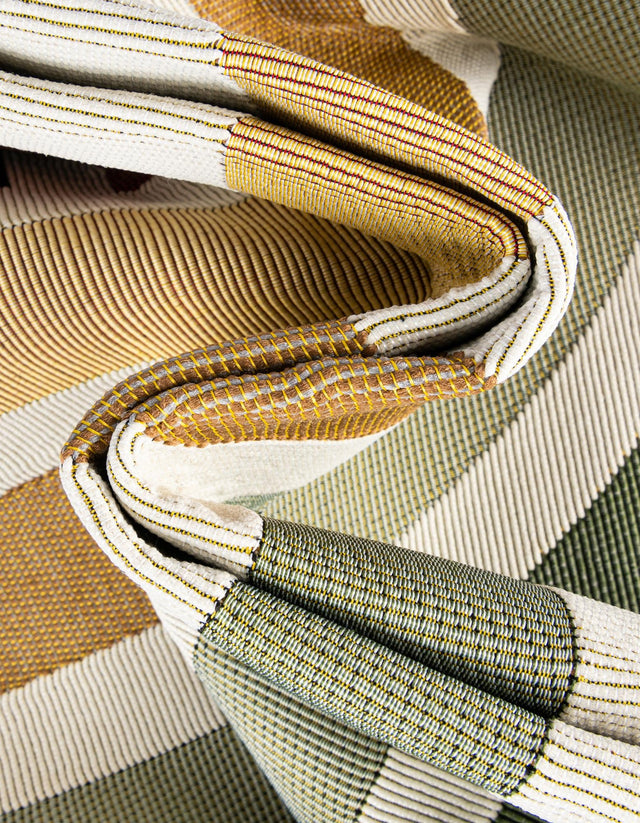 Multicolor 5' 1 x 5' 1 Outdoor Modern Round Rug