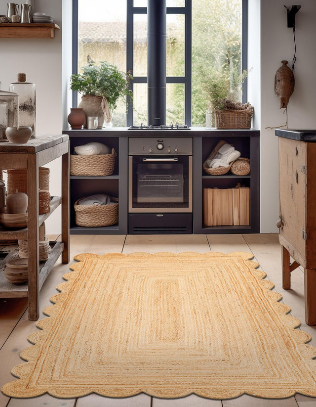 Natural 4' 1 x 6' 1 Scallop Braided Jute Rectangle Rug