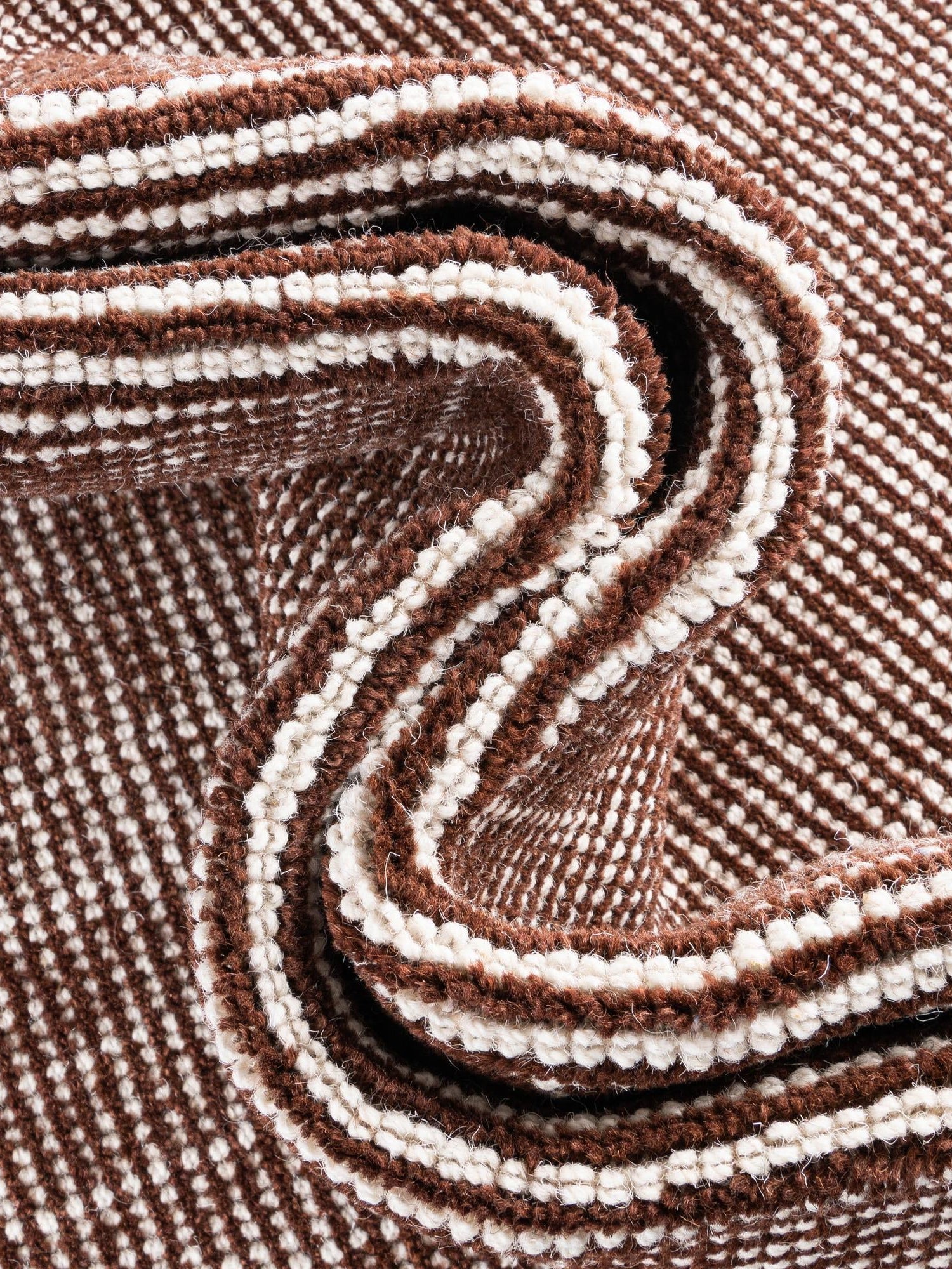Mocha Brown 7' 10 x 7' 10 Jill Zarin English Manor Round Area Rug 100% Premium Natural Wool Handwoven Carpet for Living Rooms, Office Space, Bedrooms, Dorms for Sale at Rug Engine