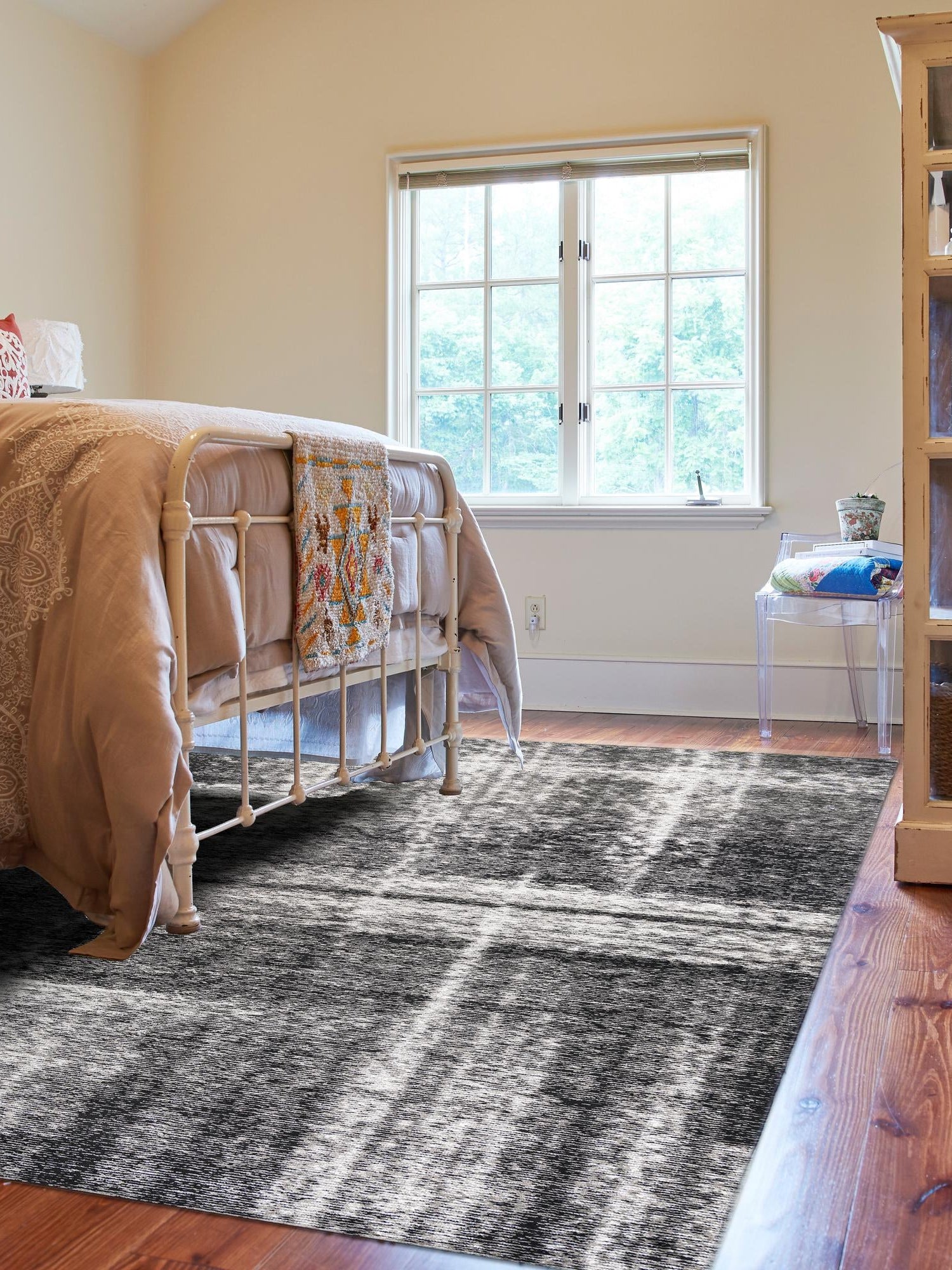 Black 9' x 12' Laguna Rectangle Area Rug 100% Polypropylene Modern Contemporary Carpet for Bedrooms, Living Room, Dining, Office for Sale at Rug Engine