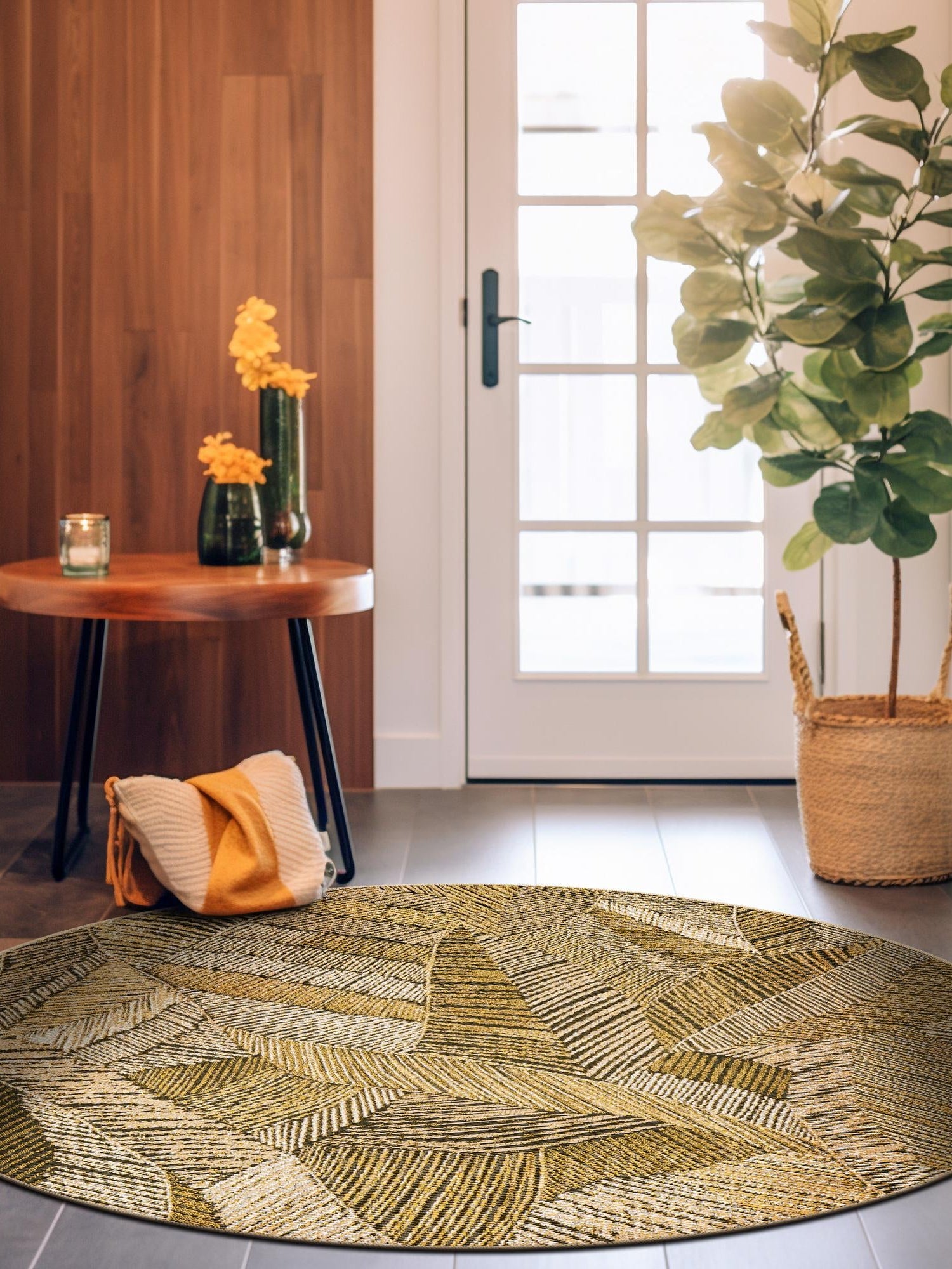 Brown and Beige 4' 1 x 4' 1 Outdoor Botanical Round Area Rug Weather Resistant for Patio, Deck, Terrace, Balcony, Porch