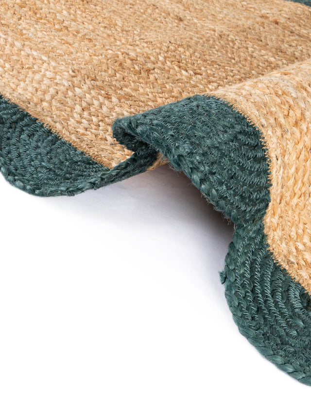 Natural and Green 4' 1 x 6' 1 Scallop Braided Jute Rectangle Rug