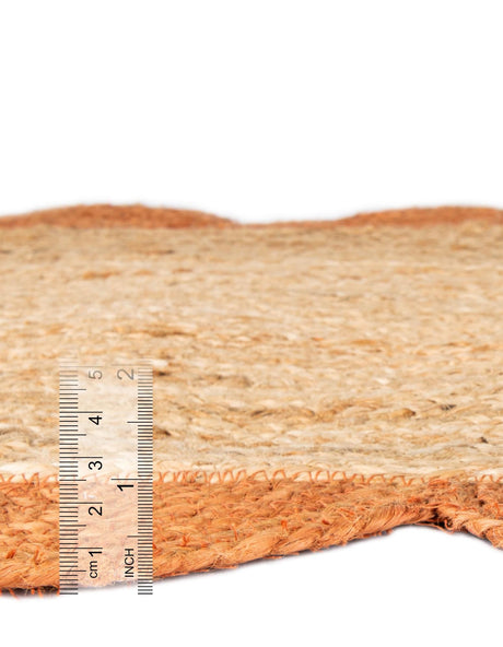 Natural and Terracotta 5' 1 x 8' Scallop Braided Jute Rectangle Rug