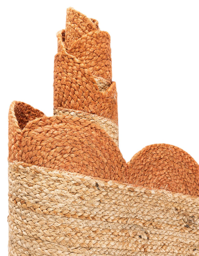 Natural and Terracotta 2' x 6' 1 Scallop Braided Jute Runner Rug