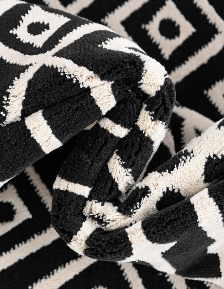 Black and White 2' 3 x 3' 1 Milano Rectangle Area Rug 100% Polyester with Cotton Backing Modern Contemporary Carpet for Home Decor Interior Design for Sale at Rug Engine