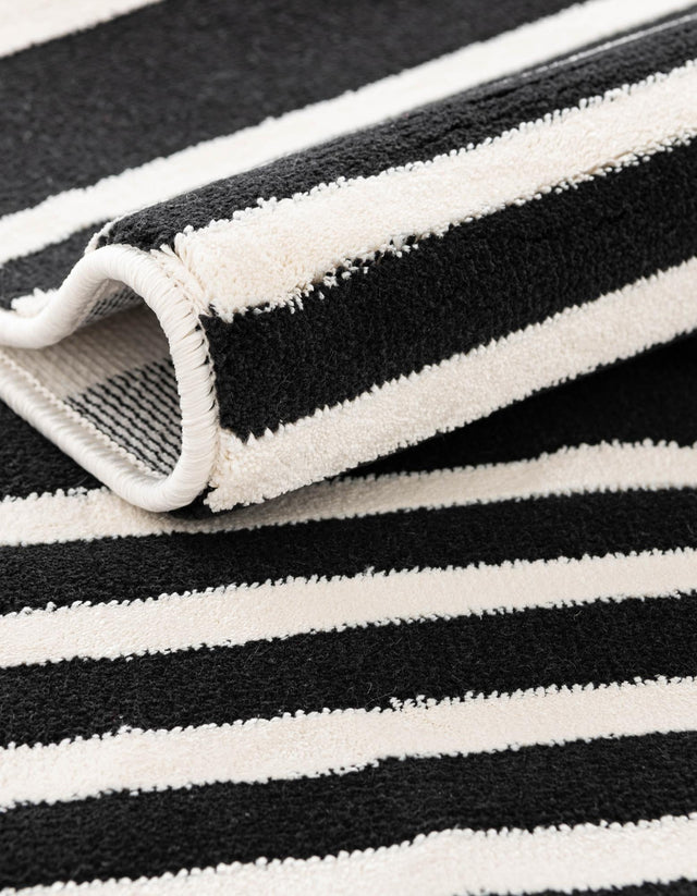 Black and White 4' 5 x 6' 1 Milano Rectangle Area Rug 100% Polyester with Cotton Backing Modern Contemporary Carpet for Home Decor Interior Design for Sale at Rug Engine