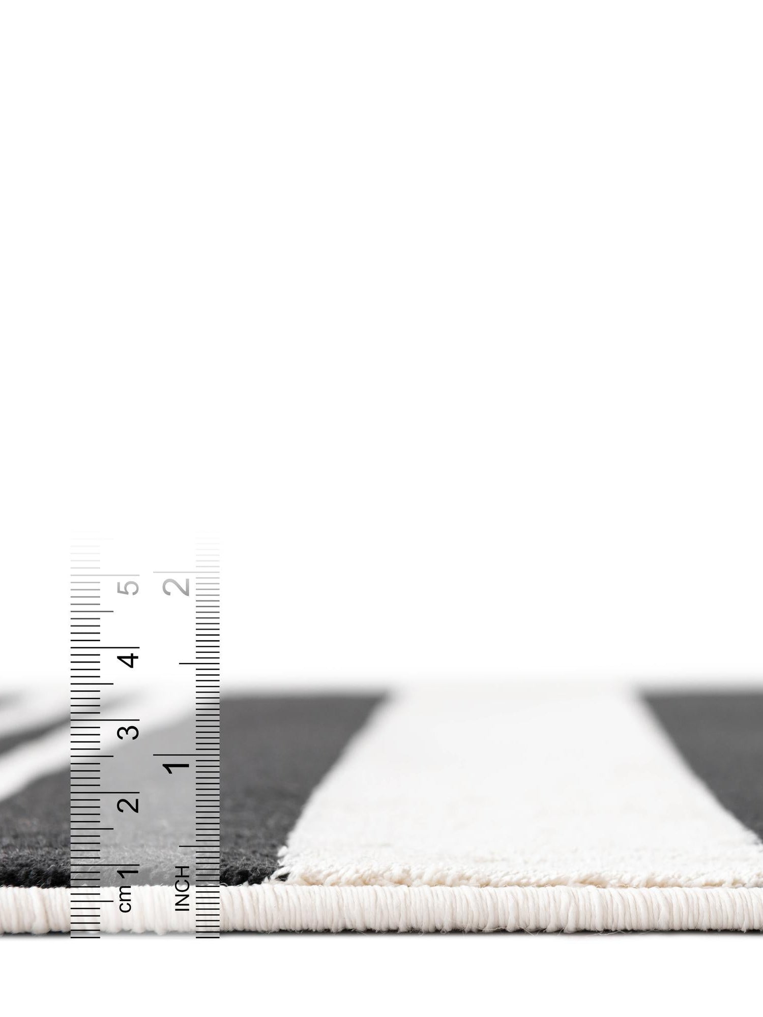 Black and White 2' 7 x 12' Milano Runner Area Rug 100% Polyester with Cotton Backing Modern Contemporary Carpet for Home Decor Interior Design for Sale at Rug Engine