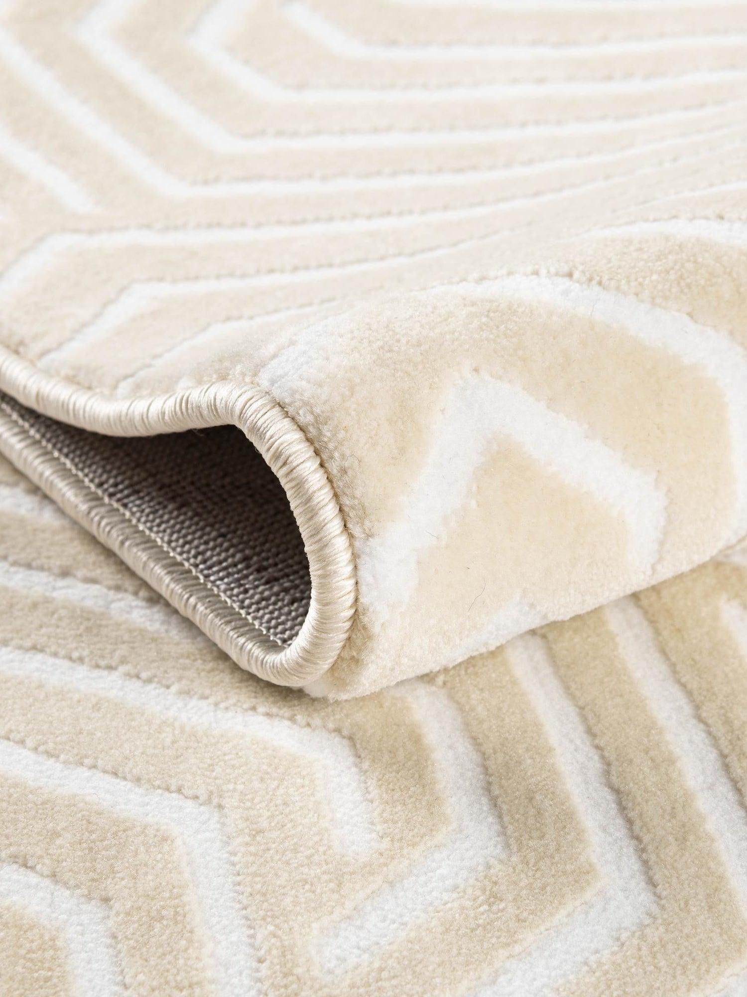 Ivory White 5' 3 x 8' Aakaar Rectangle Area Rug 85% Polypropylene & 15% Chenille Living Room Bedroom Carpet for Sale at Rug Engine