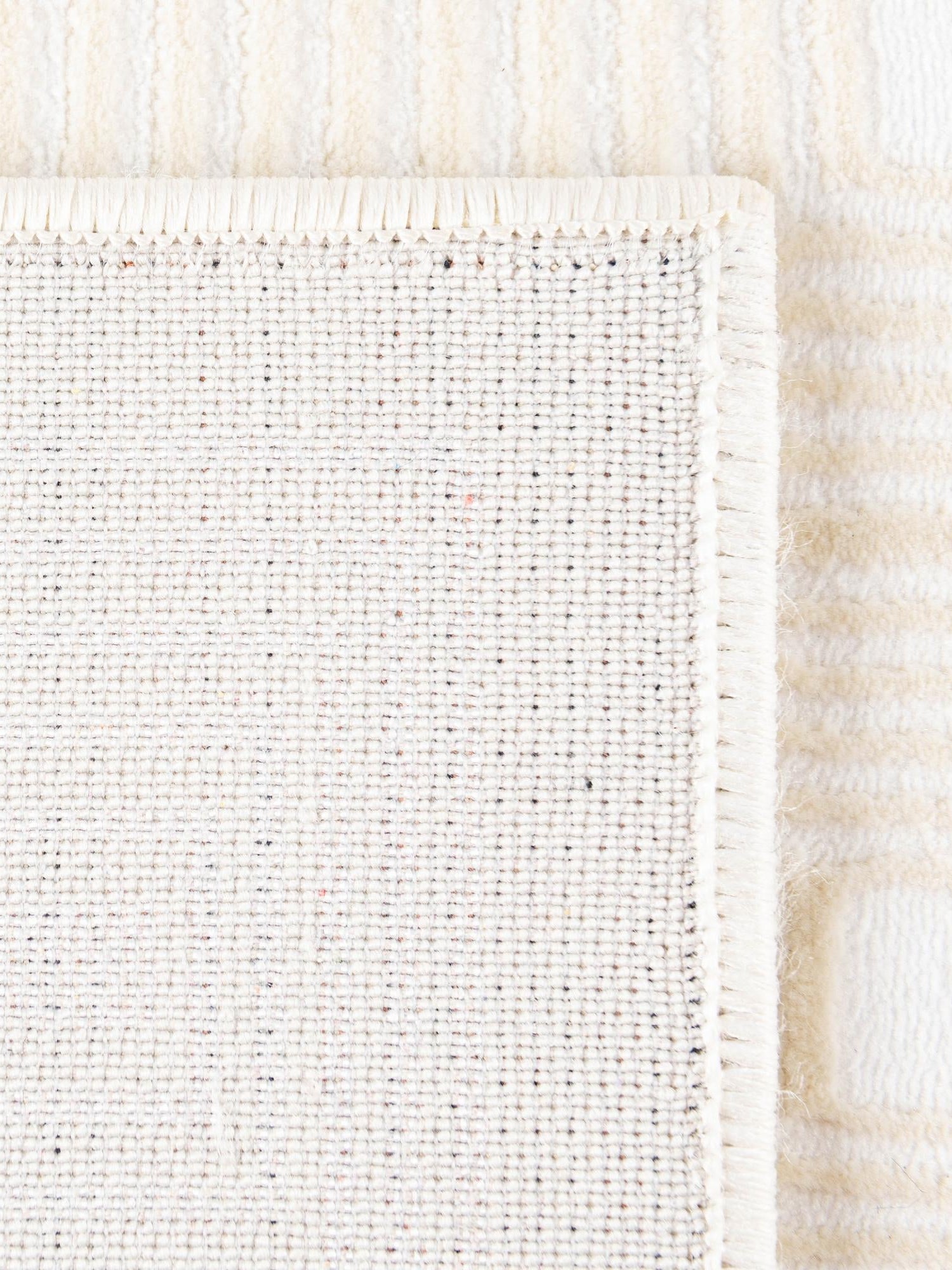 Ivory White 4' 1 x 6' 1 Aakaar Rectangle Area Rug 85% Polypropylene & 15% Chenille Living Room Bedroom Carpet for Sale at Rug Engine